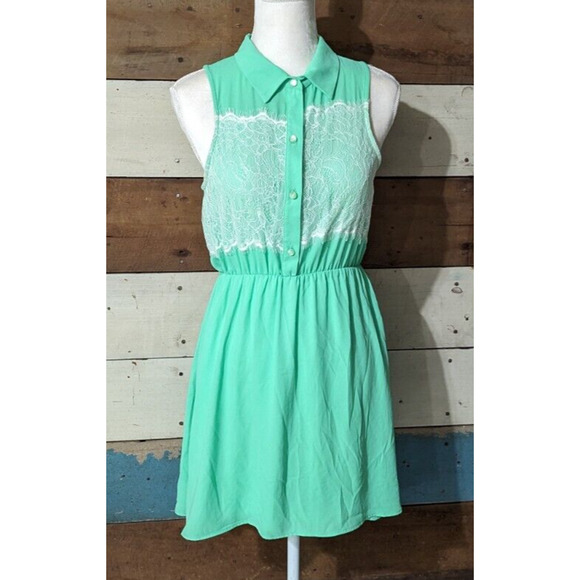 Pink Owl Apparel Mint Green and Cream Floral Lace Dress Size Medium Western D - Picture 1 of 5